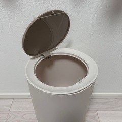 ニトリ ゴミ箱の画像