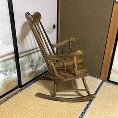 ロッキングチェア　椅子　イス　北米の画像