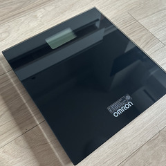 (定価4,072円) オムロン 体重計 ブラック HN-300T2-JTBK スマホ連動の画像