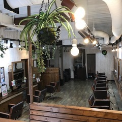 【正社員　豊中　美容師】25.4万〜28.4万　スタイリスト、ジュニアスタイリストの画像