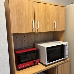 食器棚、キッチン収納の画像