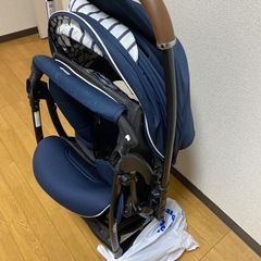 （受け渡し者確定）アップリカ　ラクーナクッションAEの画像