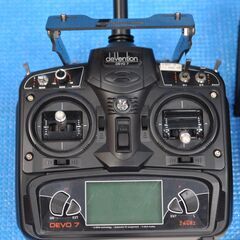 プロポ、７CH受信機、FPV専用モニター、バッテリーセット　ほぼ新品です。の画像