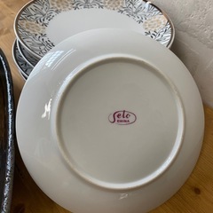取り皿×10枚・楕円深皿×1枚の画像