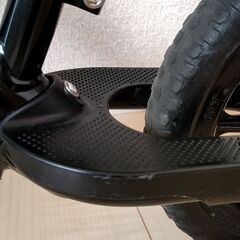 ストライダー黒の画像
