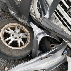 バイクのフレームと外装の画像