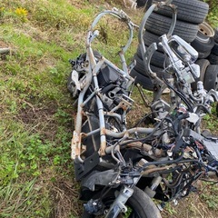 バイクのフレームと外装の画像