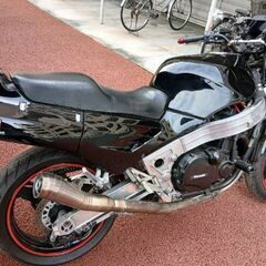 Kawasaki  zx-10 実働　レストアベースの画像