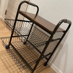 コンパクト　キッチン収納　 レンジ台の画像