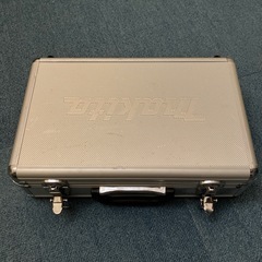 マキタ バッテリー　
充電器　10.8　インパクトドライバ 青 TD111Dの画像