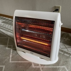 電気ストーブの画像