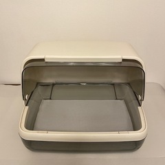 ブレッドケース レトロ家具 の画像