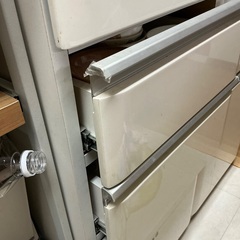 【無料】あげます！ニトリ　キッチンボード　食器棚　幅80cm、奥行51cm 自宅引き渡し限定の画像