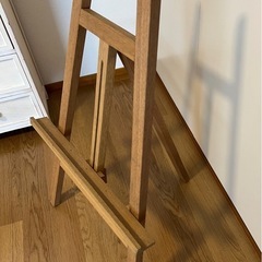 木製イーゼル　高さ調節可能の画像