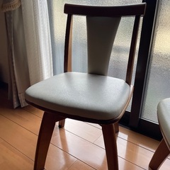 ダイニングテーブル&椅子4脚の画像