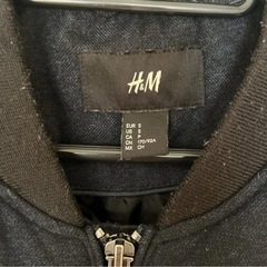 H&M ブラック キルティングジャケット Sの画像