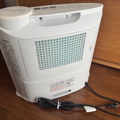 SHARP 加湿セラミックファンヒーター
の画像