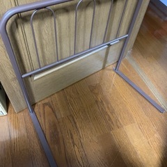 ベッドガード 落下防止柵の画像