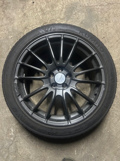 18インチ　pcd100 5穴　86 レガシィなどになどに