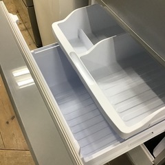 SHARP     3ドア冷蔵庫　2024年製　350L     自動製氷なし　中古品の画像