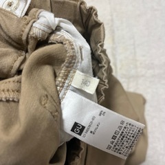 GU チノパンツ　140センチの画像