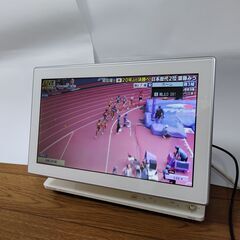 パナソニック ポータブルテレビ 10.1インチ VIERA DMP-HV150-Wの画像