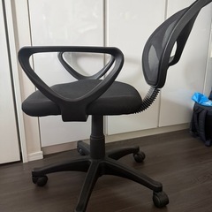 Nitori オフィスチェア  肘付きの画像