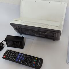 パナソニック ポータブルテレビ 10.1インチ VIERA DMP-HV150-Wの画像