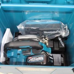 展示未使用 マキタ HS001GRDX 165mm 充電式マルノコ ブルー 40Vmax/2.5Ah 急速充電器 バッテリ×2個 電動工具 makita 苫小牧西店の画像