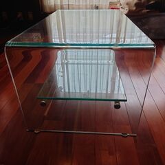 ガラス製　テーブル（中古品）の画像