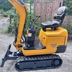 ユンボIHI 7jミニユンボブレーカー配管付きの画像