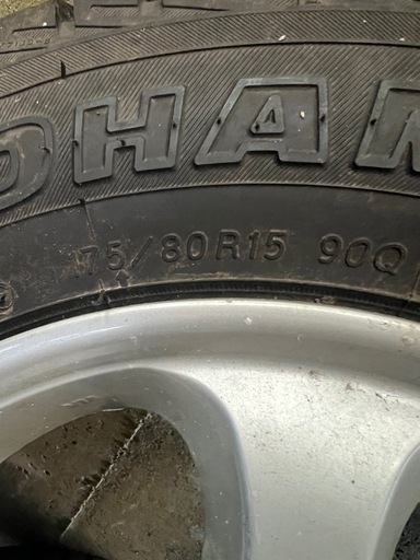 バリ溝　スタッドレス　
175/80/15