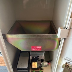 【作動品】ボステックGSC-013両替機中古品、新紙幣及び新硬貨非対応品、動作良好、低額紙幣千円札、500円→100円の画像