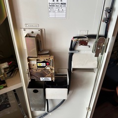 【作動品】ボステックGSC-013両替機中古品、新紙幣及び新硬貨非対応品、動作良好、低額紙幣千円札、500円→100円の画像