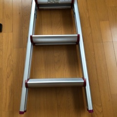 屋内アルミ脚立・踏み台コーナン製の画像