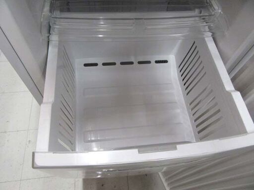 Haier 電気冷凍庫 136L 2013年製 JF-NUF136E ホワイト 前開き式 右開き キッチン家電 冷凍ストッカー ハイアール 苫小牧西店