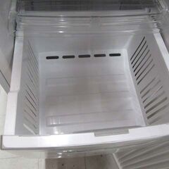 Haier 電気冷凍庫 136L 2013年製 JF-NUF136E ホワイト 前開き式 右開き キッチン家電 冷凍ストッカー ハイアール 苫小牧西店の画像