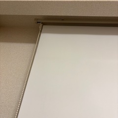 【受付終了】レール取付ロールカーテンの画像