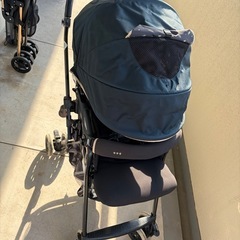 A型ベビーカーの画像
