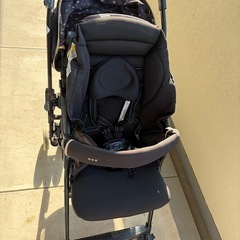 A型ベビーカーの画像