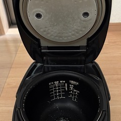 炊飯器の画像