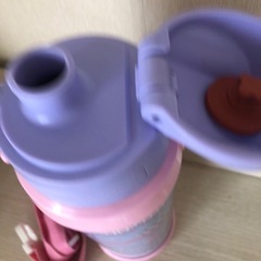 水筒の画像
