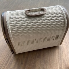 ペット移動用ゲージ　中古の画像