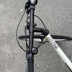 　ホワイト　クロスバイクの画像