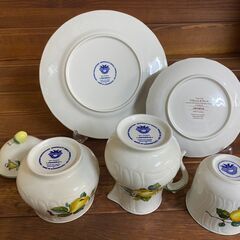 【愛品倶楽部柏店】ビレロイ&ボッホ　ジャマイカシリーズ　ティーセット　楽園の鳥、リンゴ、梨の画像