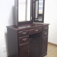 ドレッサー 三面鏡の画像