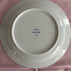 コムサデモードの皿
の画像