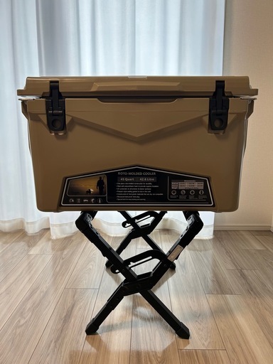 【スタンド付美品】45QT アイスランドクーラーボックス サンド