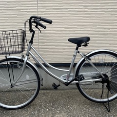 【美品】自転車24型シルバーLEDライト付きの画像