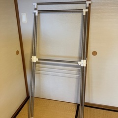 室内物干しの画像